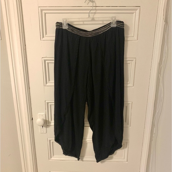 Anthropologie cropped flowy pants - Picture 3 of 7